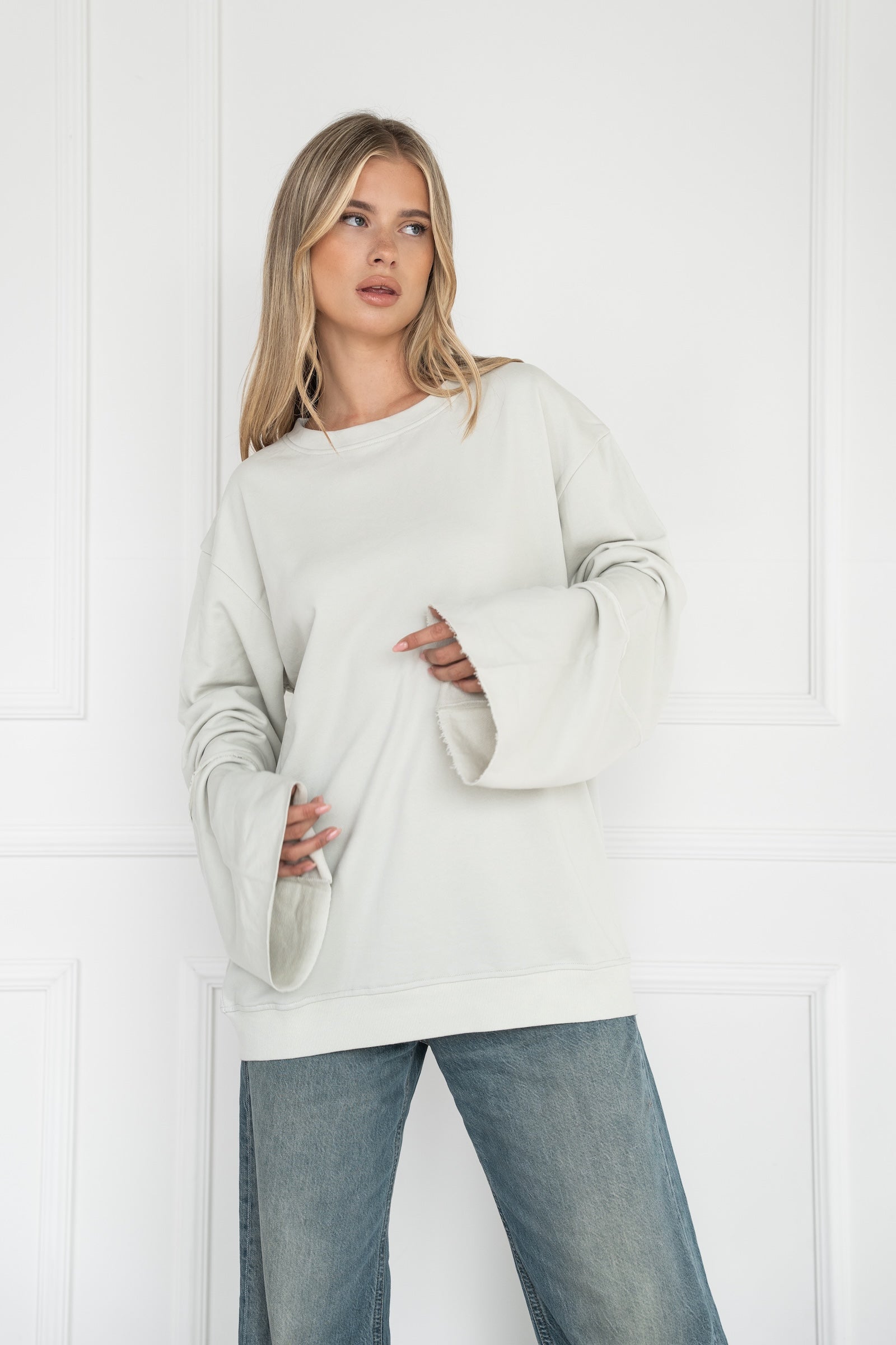 Wide Sleeve sweater