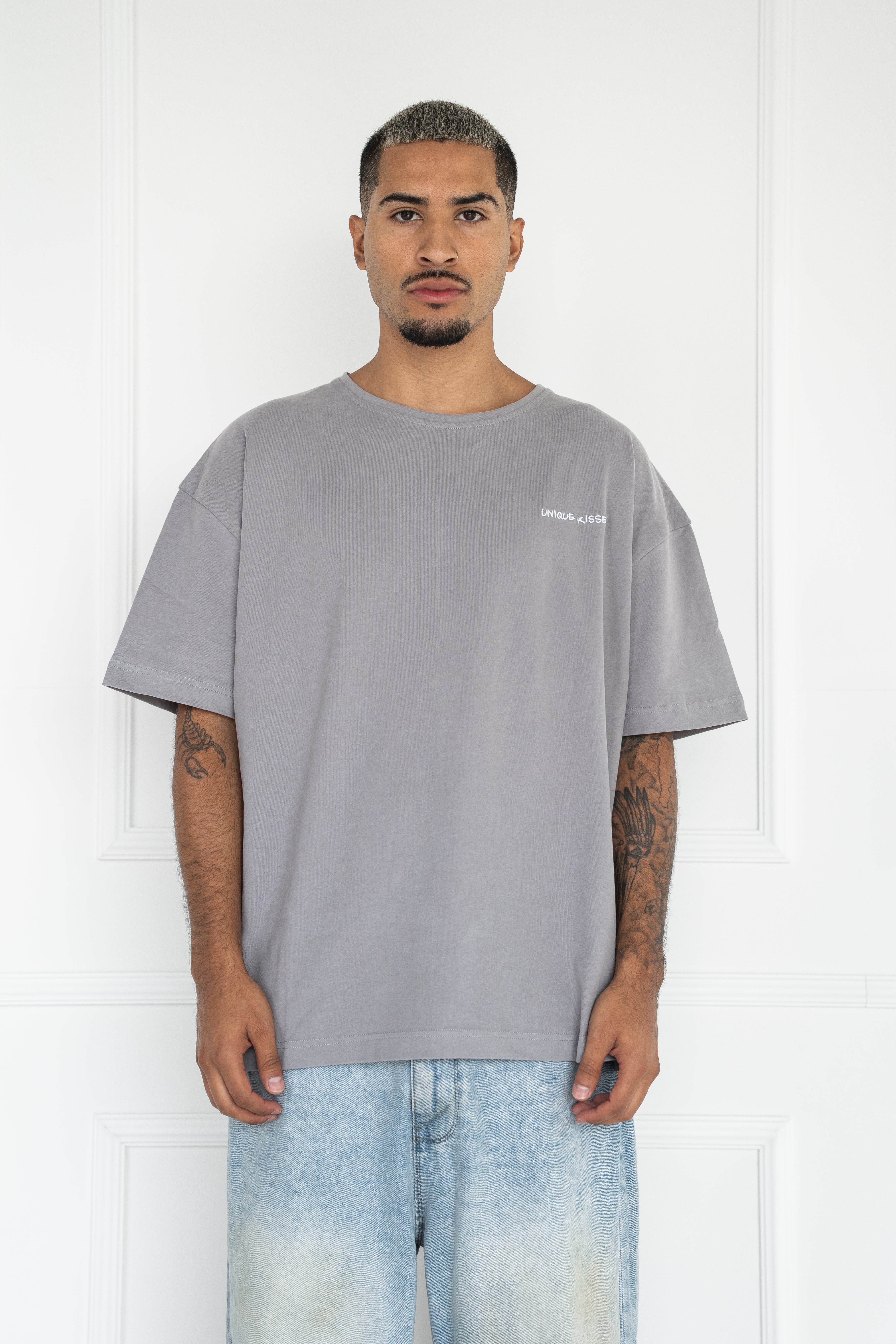 Classic Tee - Grey – UNIQUE KISSED